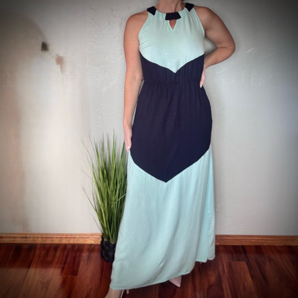 Iz Byer Mint & Navy Chevron Halter Maxi Dress - Picture 2 of 9